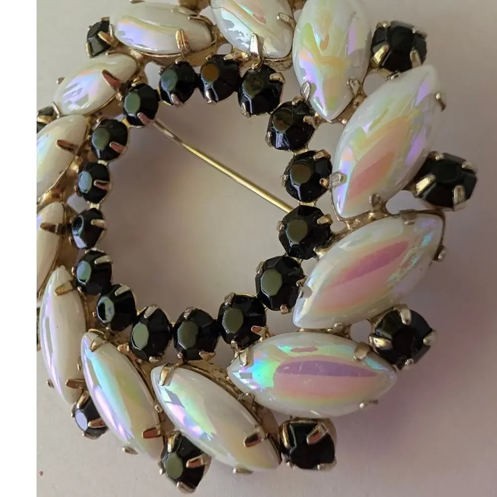 Juliana D&E 1960s Iridescent Milk Glass Jet Black Rhinestone Wreath Brooch